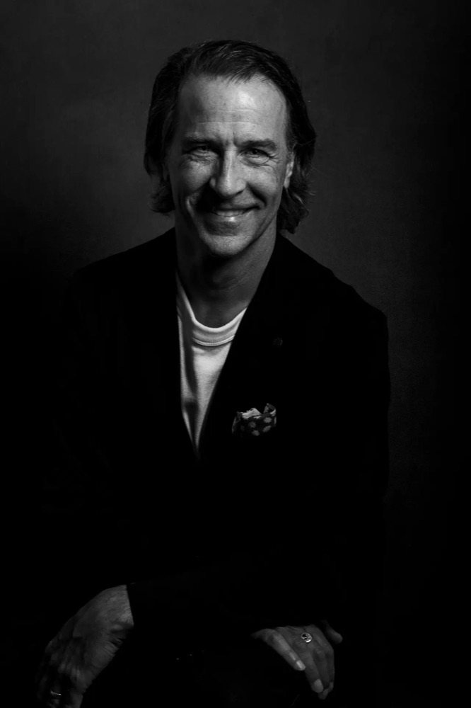 Studio portrait, black and white, photograph by Patrick Hoban